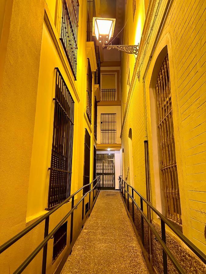 Suites Las Setas & Bicicletas Electricas Gratis Севилья Экстерьер фото